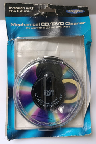Dvd game disc - cd, cleaning